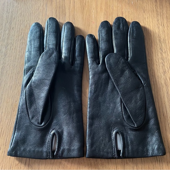 HOST PICK⭐️NWOT Country Road Leather Gloves 🖤 Black - Picture 3 of 8